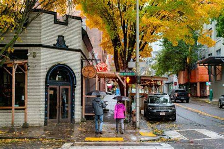 Discovering Portland's Celebrity Scene: A Guide To Portland Oregon Celebrities