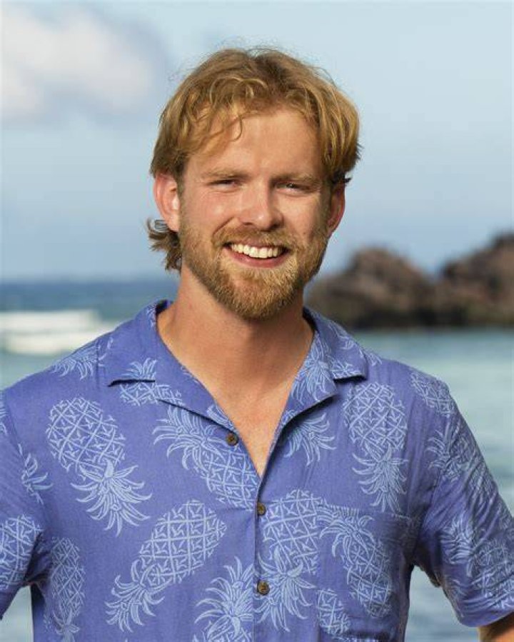 Who got voted off Survivor tonight? Two hours of Winners at War